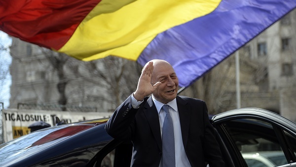 Basescu si Unirea